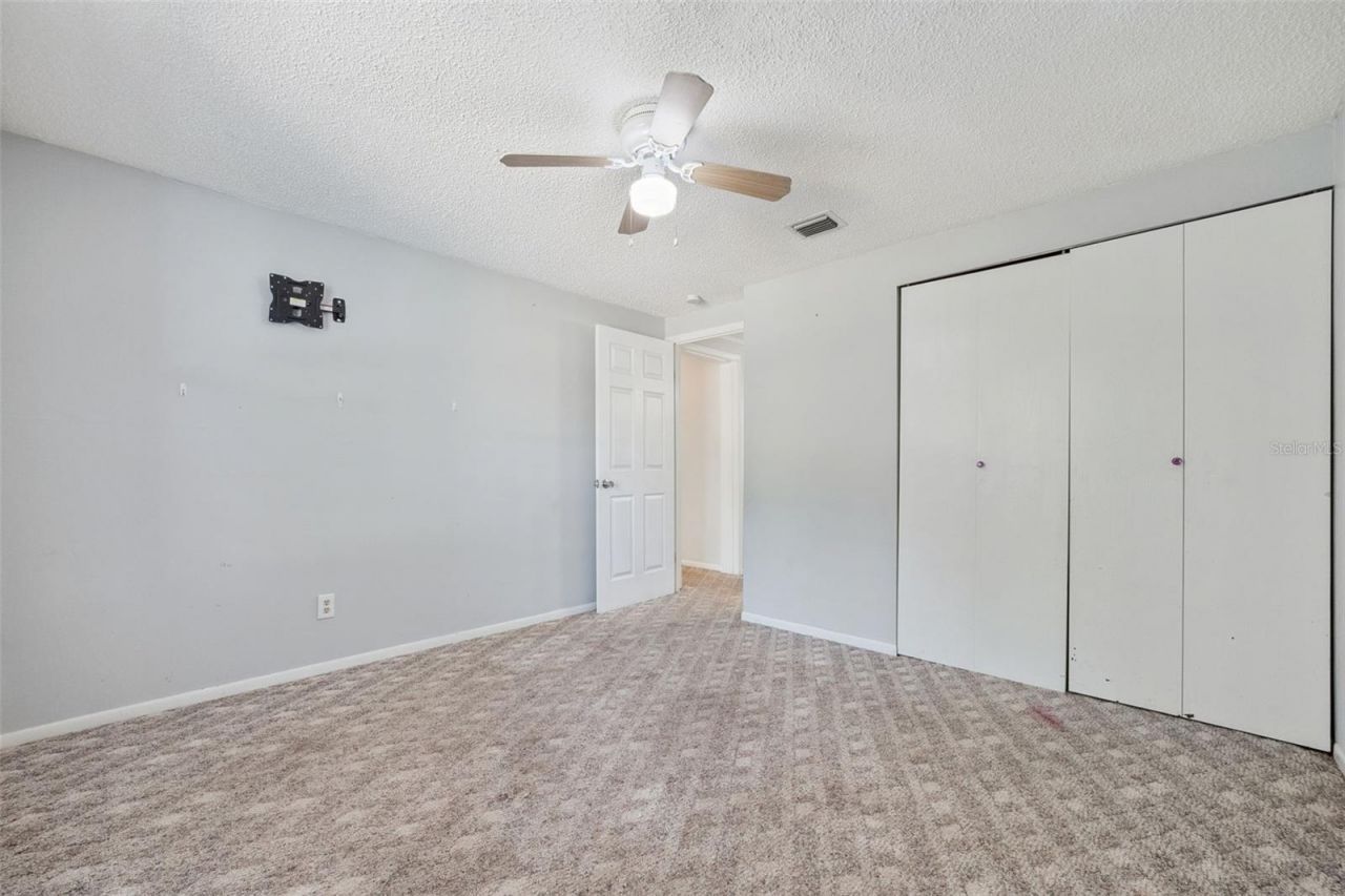 42146 Pine Valley Drive, Paisley, FL 32767 Photo