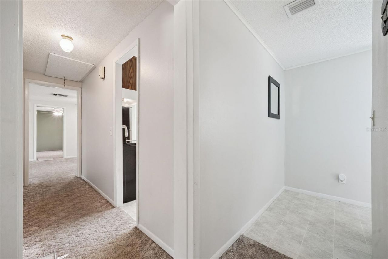 42146 Pine Valley Drive, Paisley, FL 32767 Photo