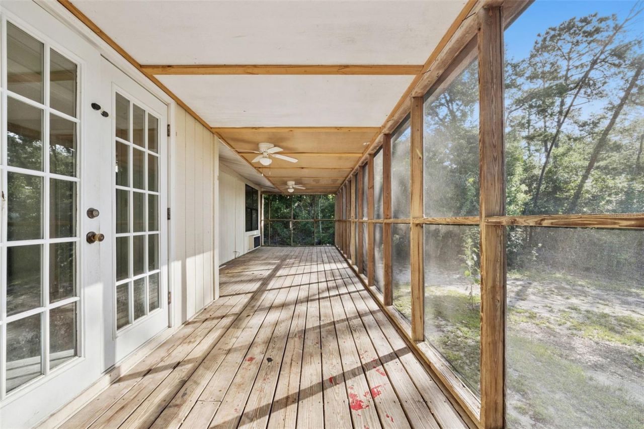42146 Pine Valley Drive, Paisley, FL 32767 Photo