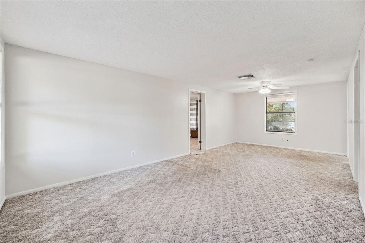 42146 Pine Valley Drive, Paisley, FL 32767 Photo