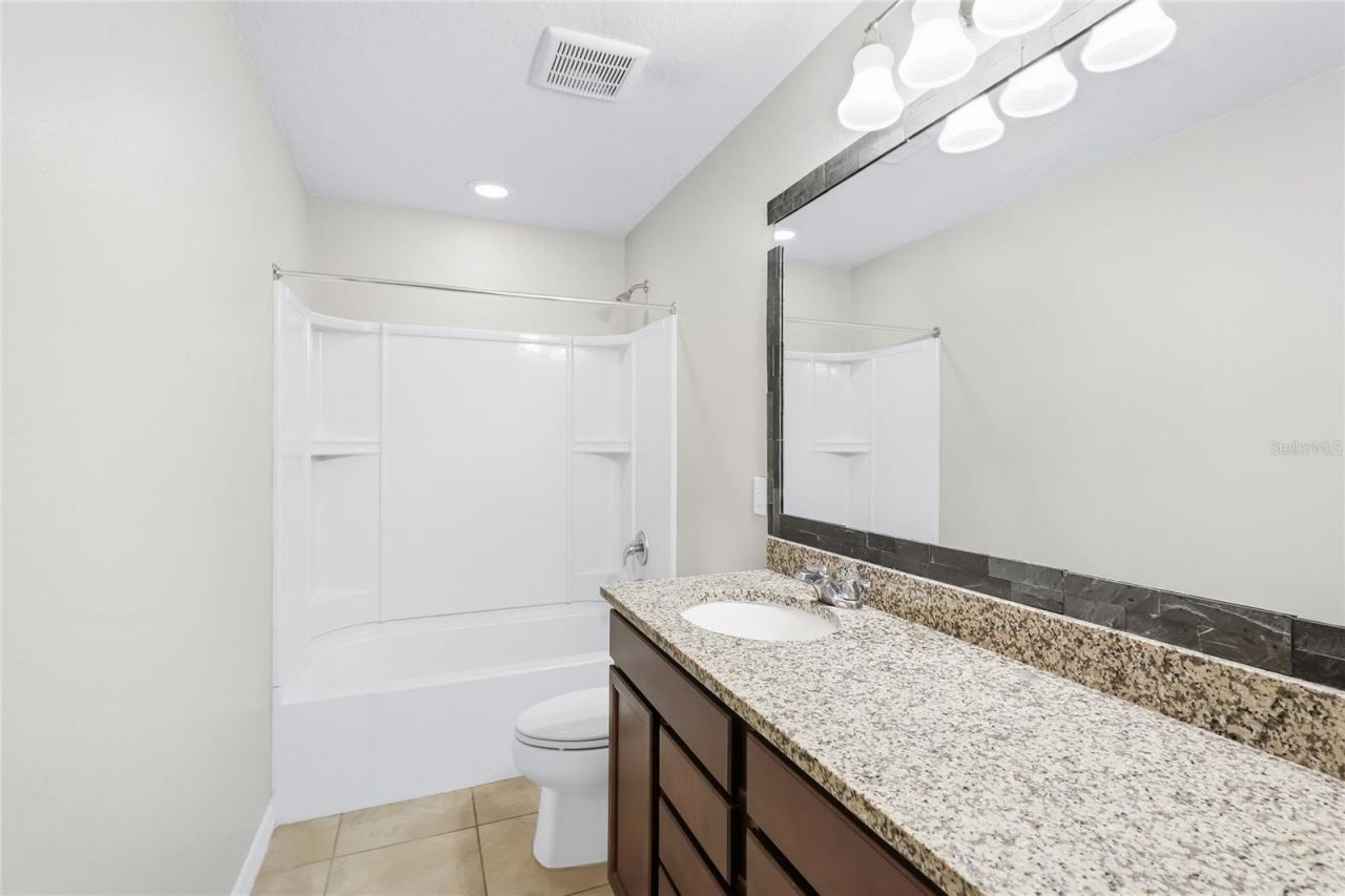 6574 Kenava Loop, Palmetto, FL 34221 Photo