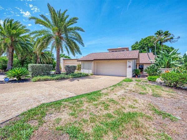 5903 LA VISTA LANE , BRADENTON, FL 34210