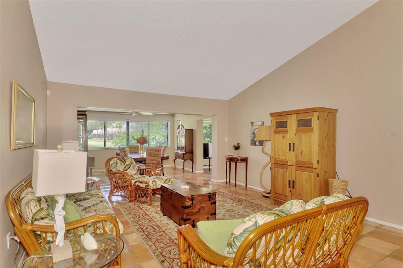 5903 La Vista Lane, Bradenton, FL 34210 Photo