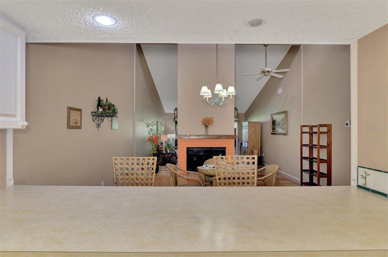 5903 La Vista Lane, Bradenton, FL 34210 Photo