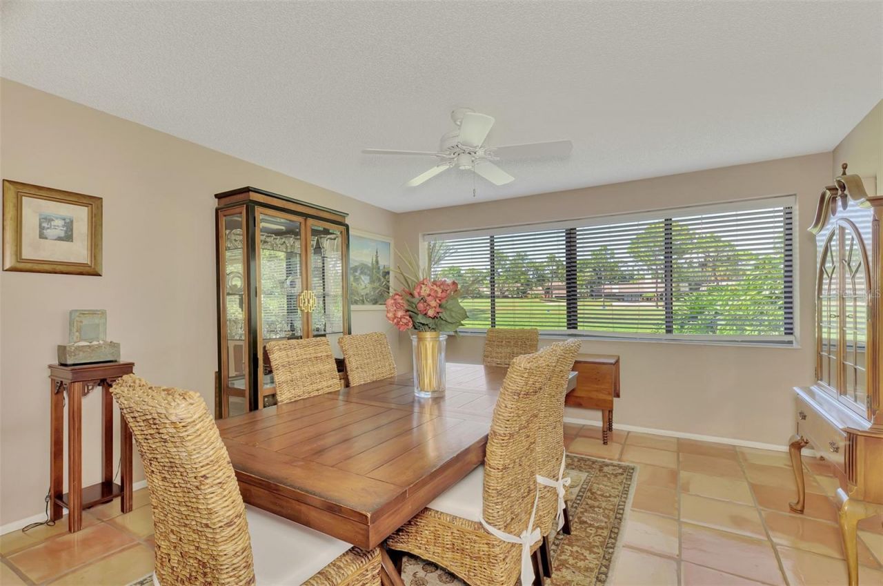 5903 La Vista Lane, Bradenton, FL 34210 Photo