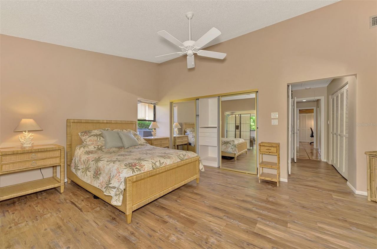 5903 La Vista Lane, Bradenton, FL 34210 Photo