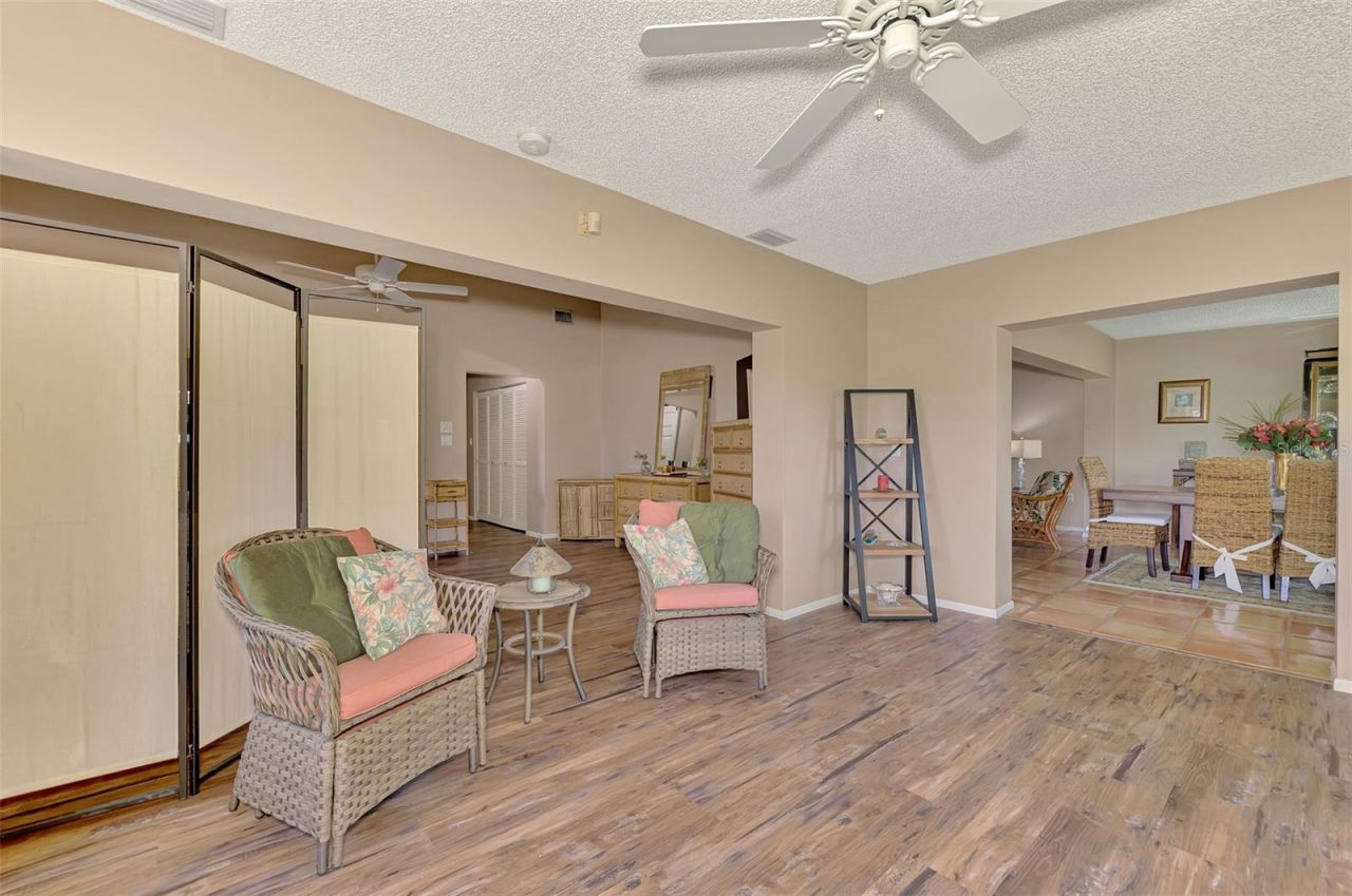 5903 La Vista Lane, Bradenton, FL 34210 Photo