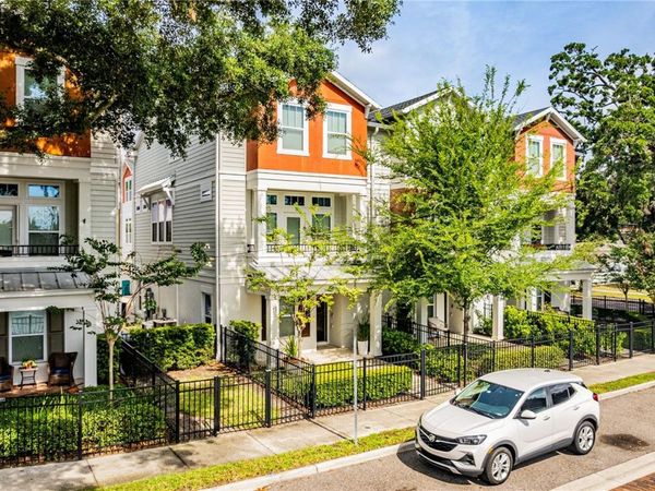 858 N THORNTON AVENUE , ORLANDO, FL 32803