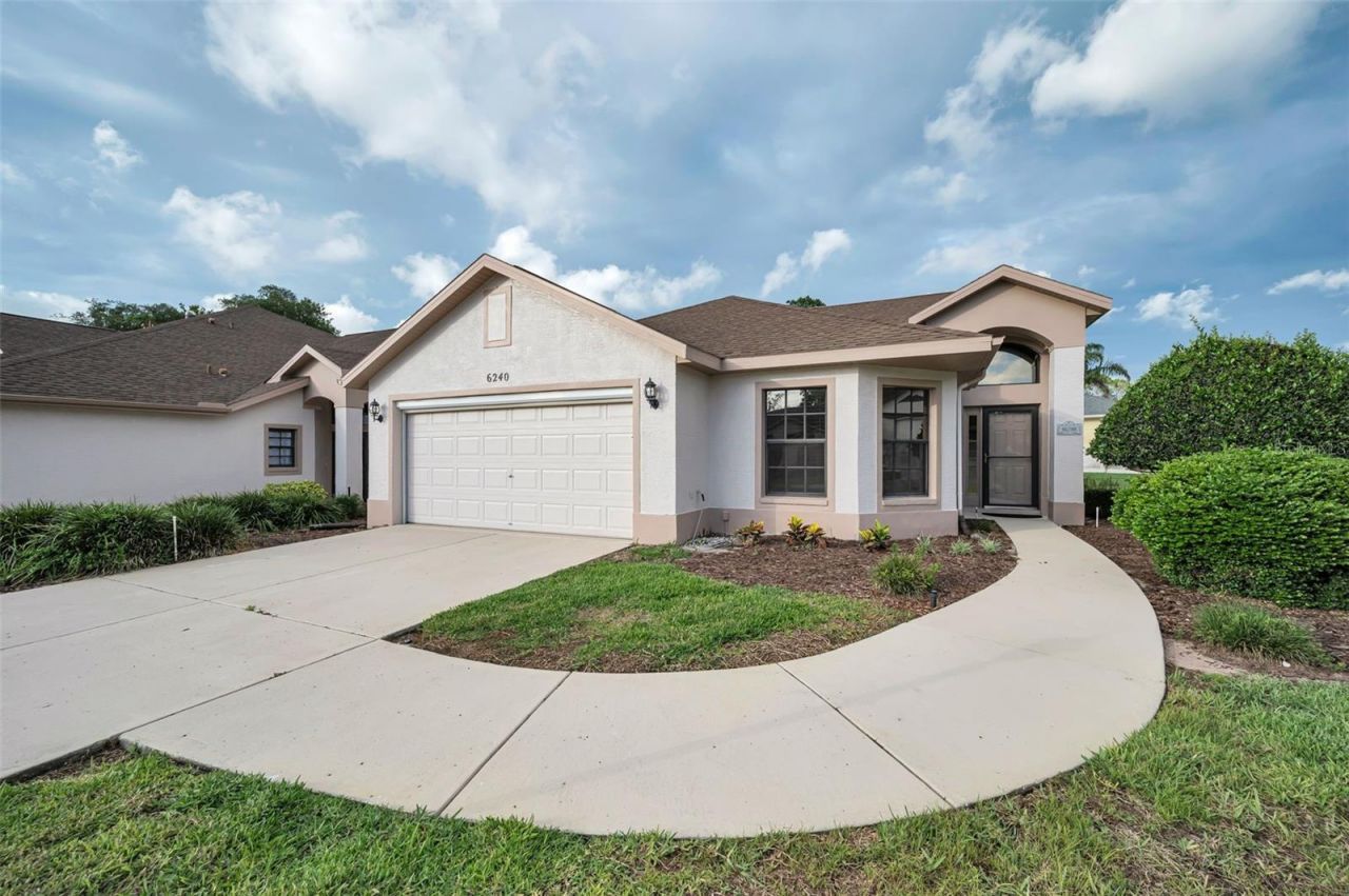 6240 Fairskies Drive, New Port Richey, FL 34655 Photo