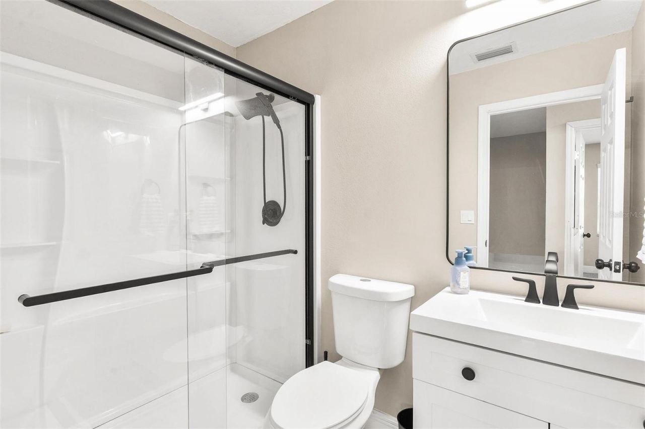 1008 Monterey Drive, Leesburg, FL 34748 Photo