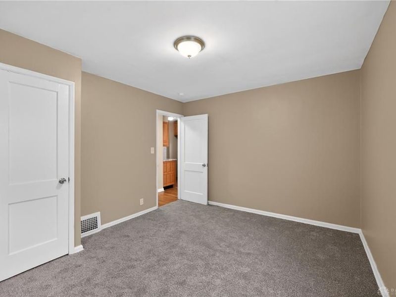 2838 Kenview Avenue, Dayton, OH 45420 Photo 6