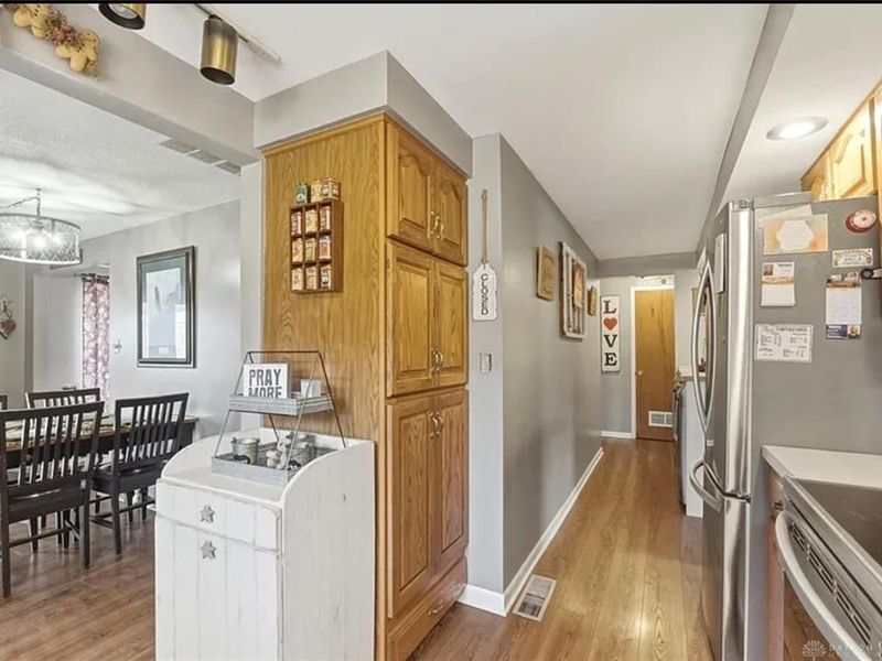 1408 Mapleridge Drive, Fairborn, OH 45324 Photo 9