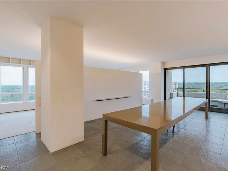 2 Bratenahl Place , Unit 15BC, Bratenahl, OH 44108 Photo 14