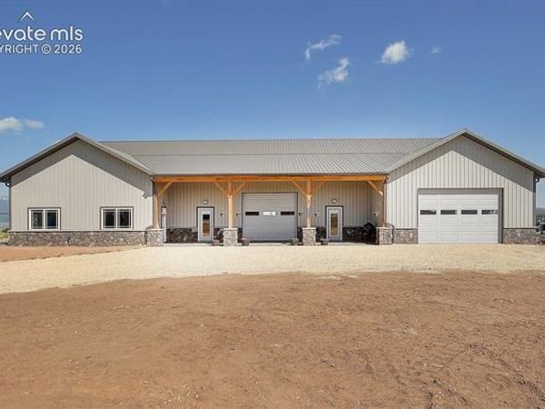 800 Wet Mountain Trail, Westcliffe, CO 81252