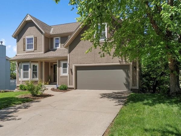 14436 Hemlock Street, Overland Park, KS 66223