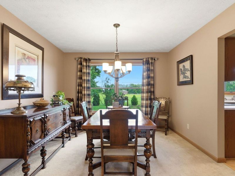 195 Finsbury Lane, Troy, OH 45373 Photo 10