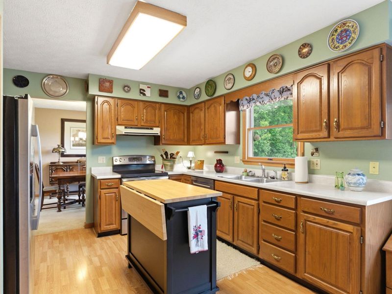 195 Finsbury Lane, Troy, OH 45373 Photo 12