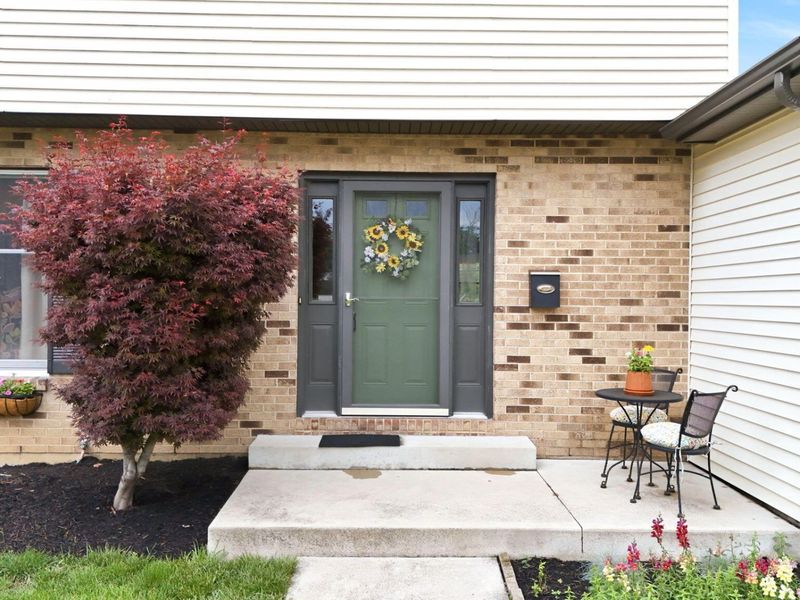195 Finsbury Lane, Troy, OH 45373 Photo 3
