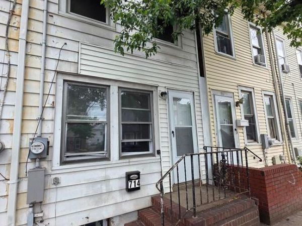 714 ROEBLING AVENUE , TRENTON, NJ 08611