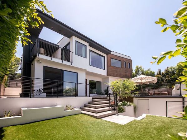 3606 Berry Drive, Studio City, CA 91604