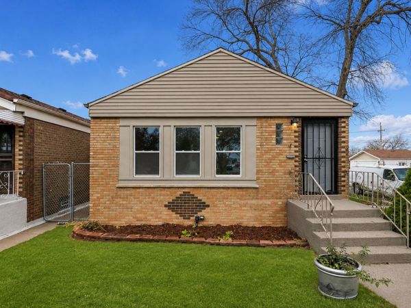 4800 S Lavergne Avenue , Chicago, IL 60638