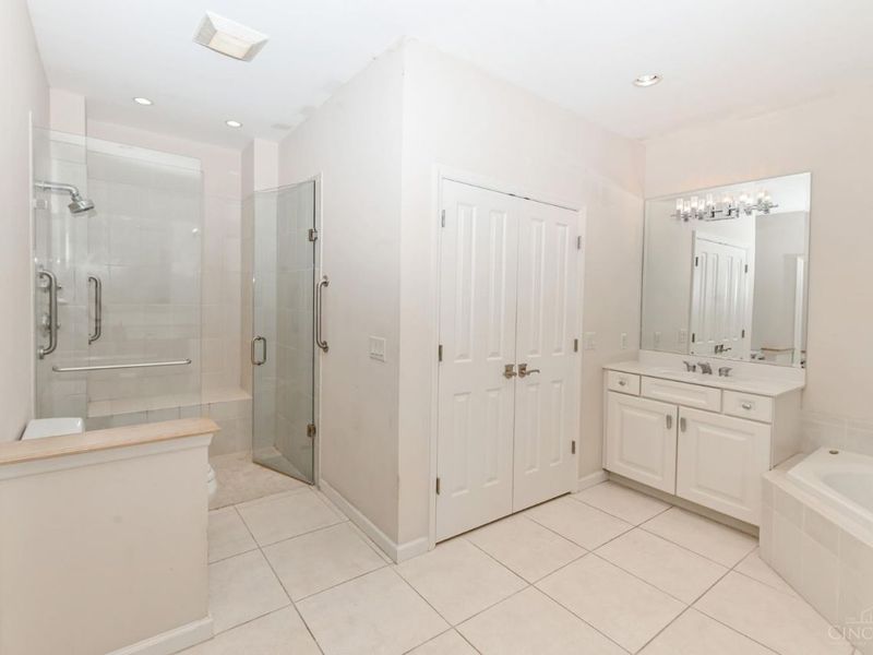 11468 Brittany Woods Lane, Sycamore Township, OH 45249 Photo 23