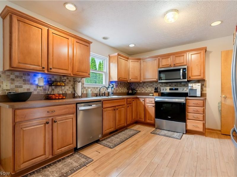 460 Arehart, Suffield, OH 44260 Photo 15