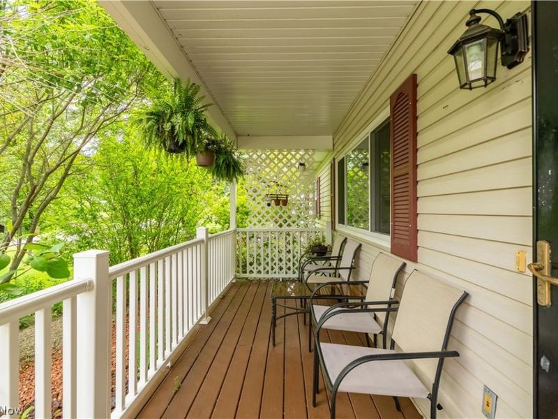 460 Arehart, Suffield, OH 44260 Photo 2