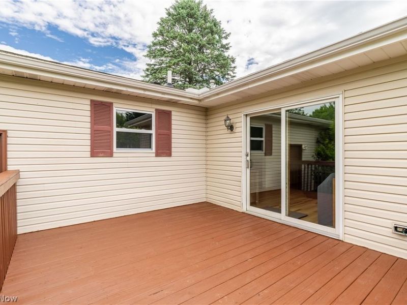 460 Arehart, Suffield, OH 44260 Photo 3