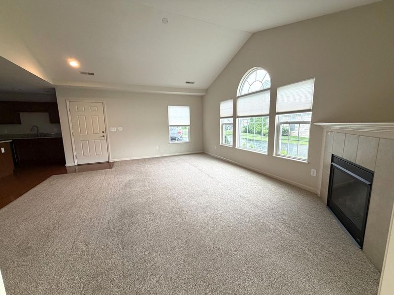 4233 Stream Bank Lane , Hilliard, OH 43026 Photo 4
