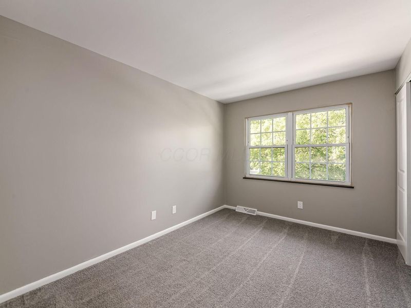 1235 Kildale Square S, Columbus, OH 43229 Photo 21