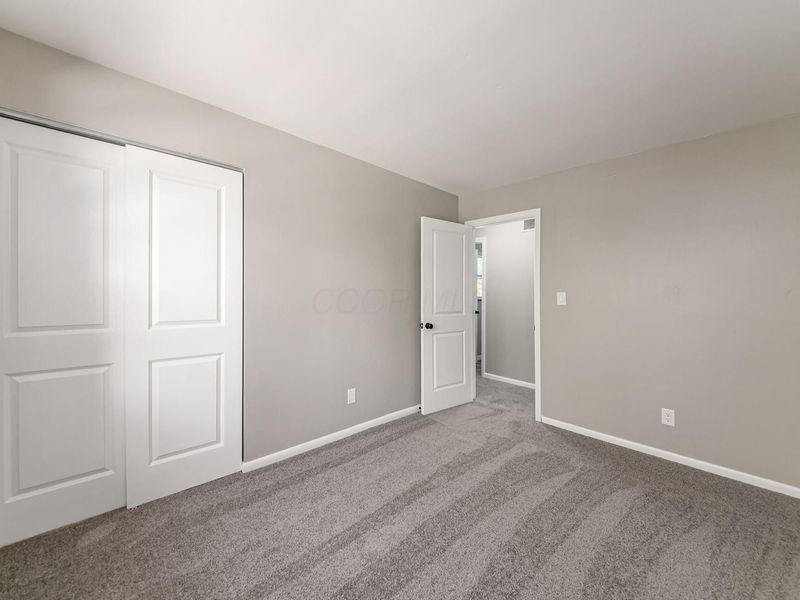 1235 Kildale Square S, Columbus, OH 43229 Photo 22