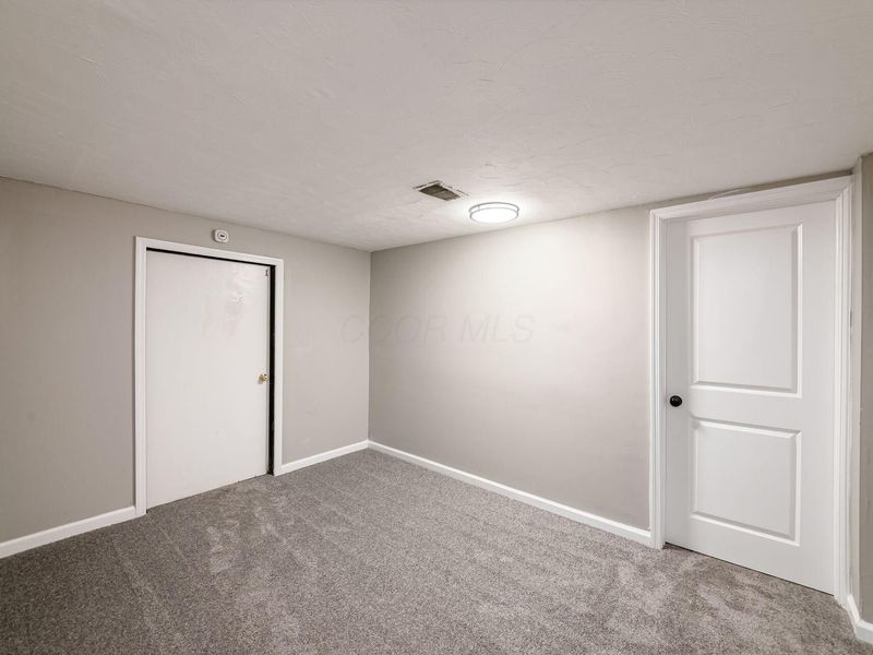1235 Kildale Square S, Columbus, OH 43229 Photo 27