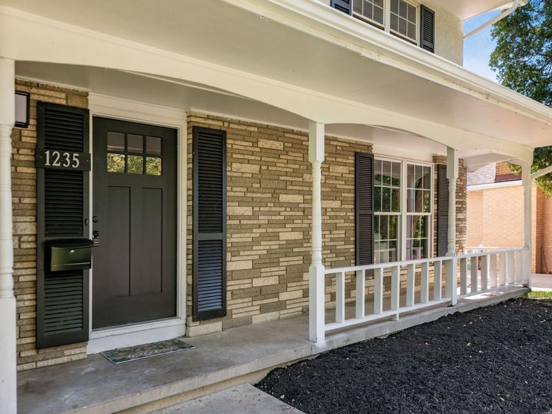 1235 Kildale Square S, Columbus, OH 43229 Photo 3