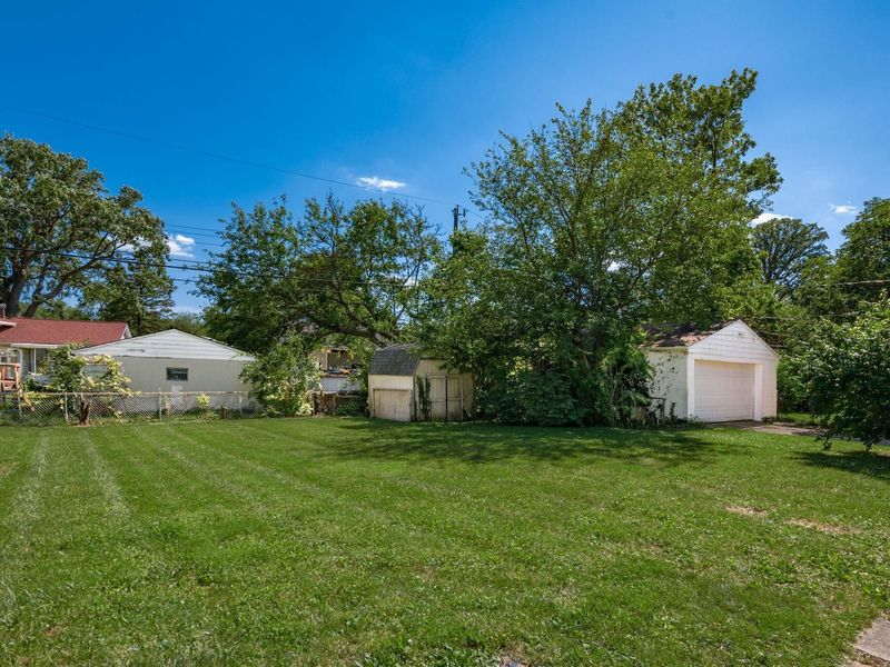 1235 Kildale Square S, Columbus, OH 43229 Photo 32