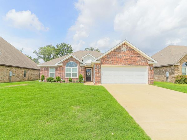5615 Creekview Drive, Jonesboro, AR 72404