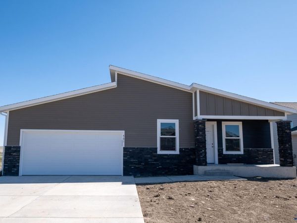 461 YELNER DR, Box Elder, SD 57719