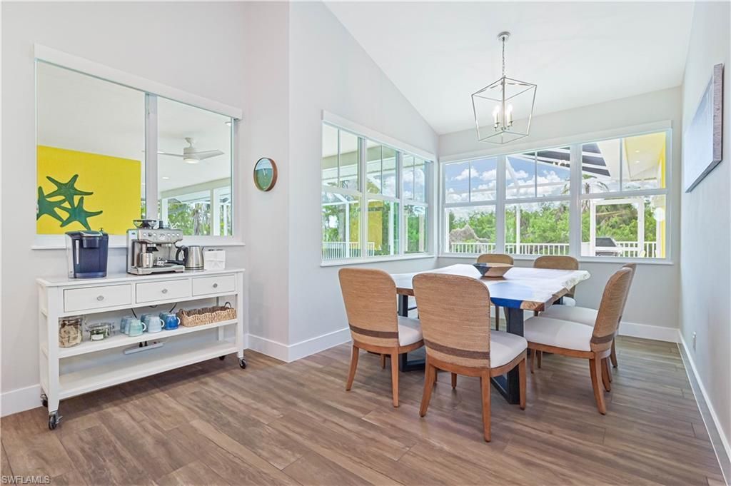 335 Cowry Ct , Sanibel, FL 33957 Photo