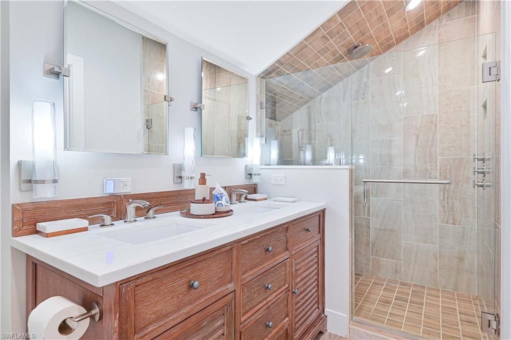 335 Cowry Ct , Sanibel, FL 33957 Photo