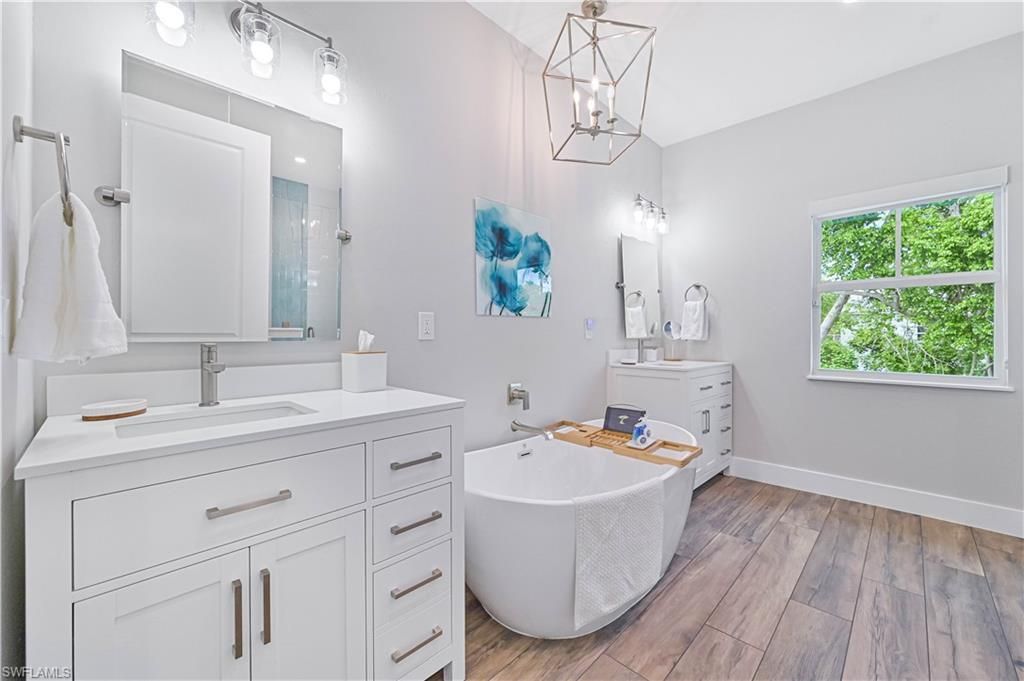 335 Cowry Ct , Sanibel, FL 33957 Photo