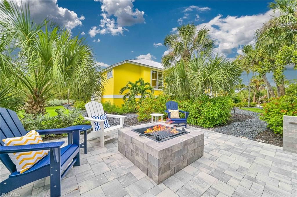 335 Cowry Ct , Sanibel, FL 33957 Photo