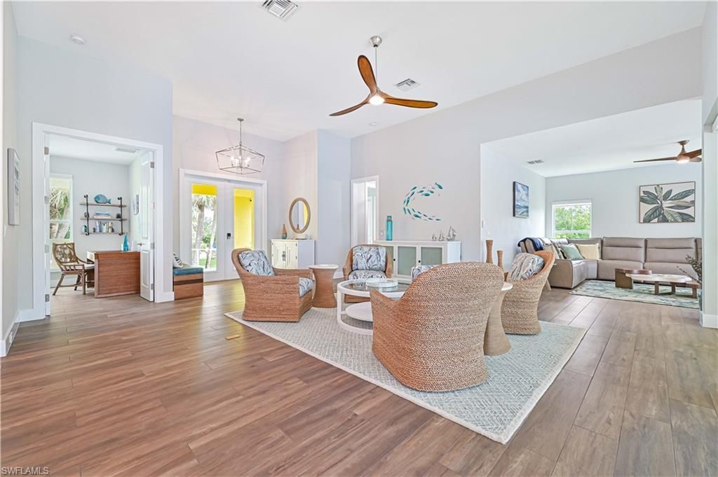 335 Cowry Ct , Sanibel, FL 33957 Photo