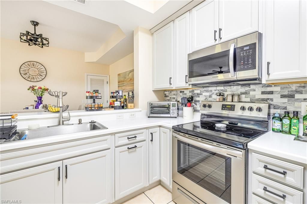 9055 Colby Dr , Unit 2213, Fort Myers, FL 33919 Photo