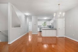 4492 Great Oak Drive photo 4