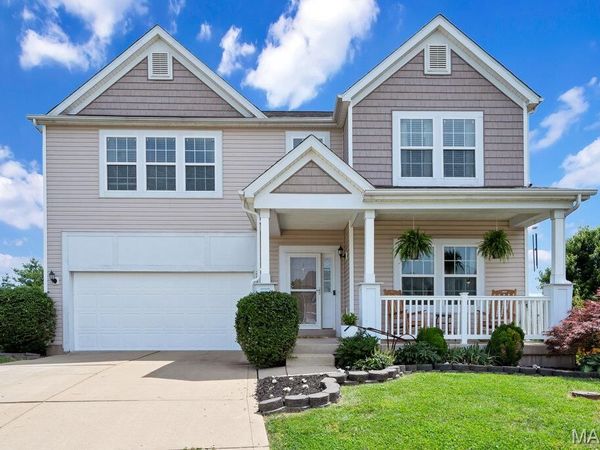 2023 Preston Woods Parkway , Lake St Louis, MO 63367