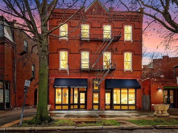 3024 S Jefferson Avenue , St Louis, MO 63118