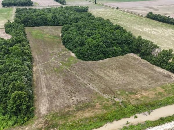 0 W of IRDD #1 , Broseley, MO 63901