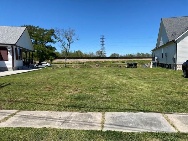 1956 BENJAMIN Street , Arabi, LA 70032