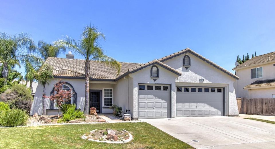 9827 Brinzino Ct, Sacramento, CA 95757 Photo