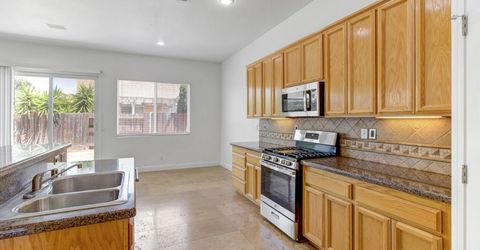 9827 Brinzino Ct, Sacramento, CA 95757 Photo
